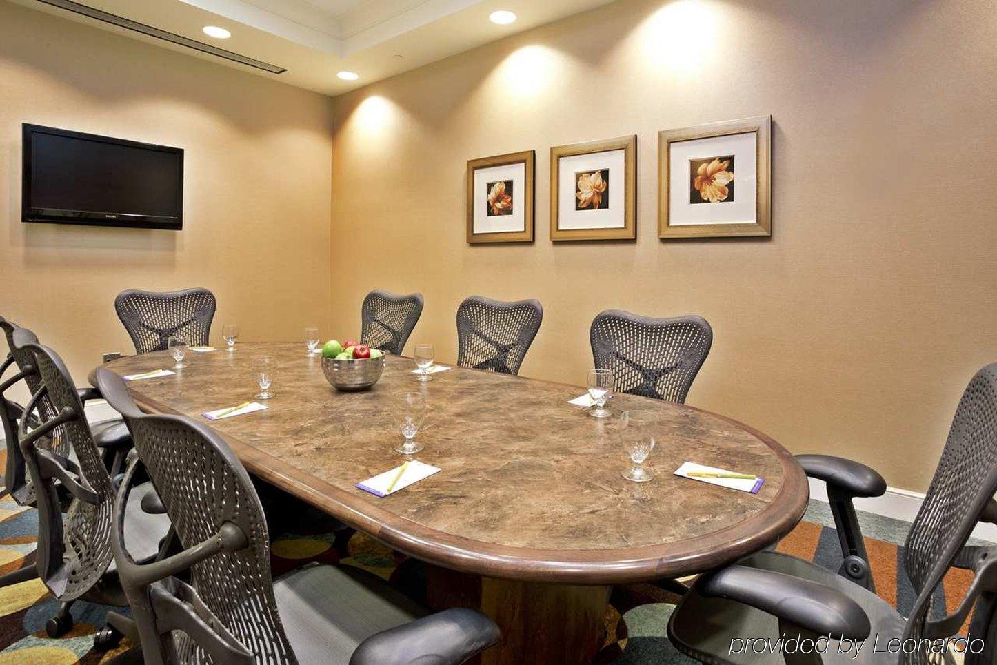 Hilton Garden Detroit/novi Hotel 3*
